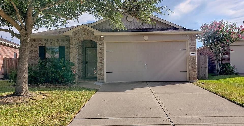 1st image of 23915 N Newport Bend Cir