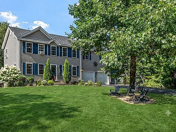 3rd image of 93 N Common Rd