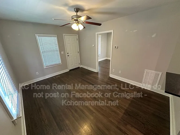 1227 E 22nd Ave — Photo 11