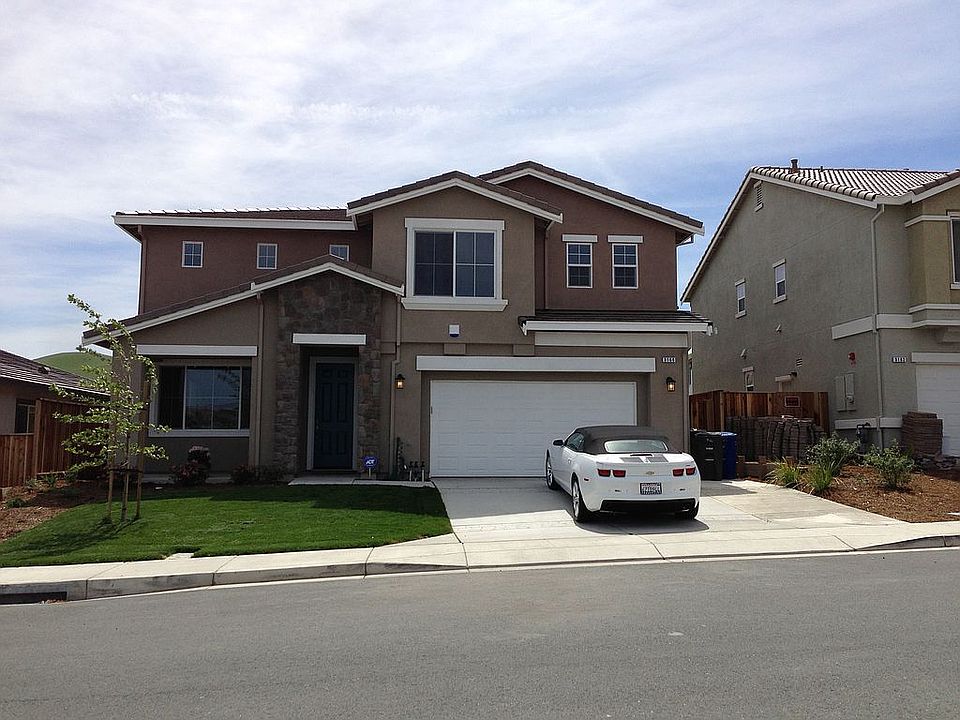 3166 Portico