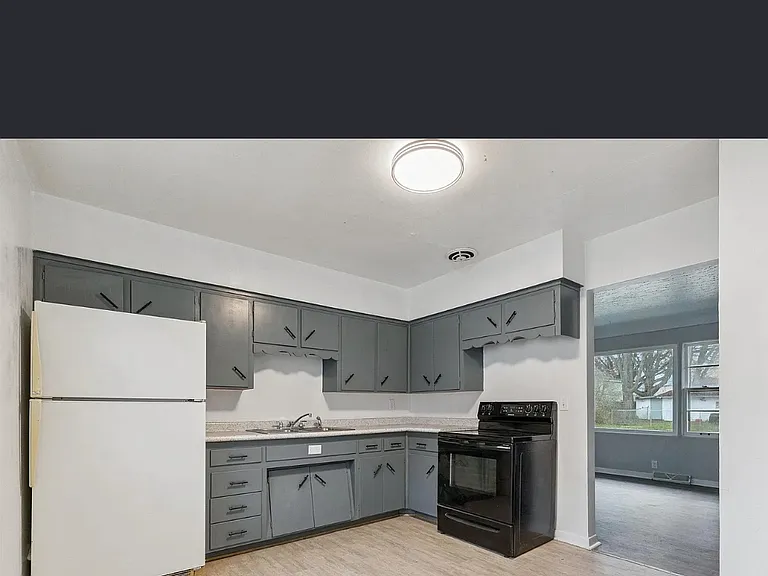 224 W Wellington St #224 — Photo 8