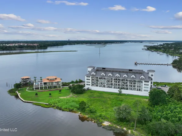 630 Bay Cove Dr Unit 408, Biloxi, MS 39532