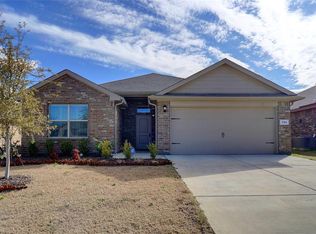 704 Wylie St, Crowley, TX 76036