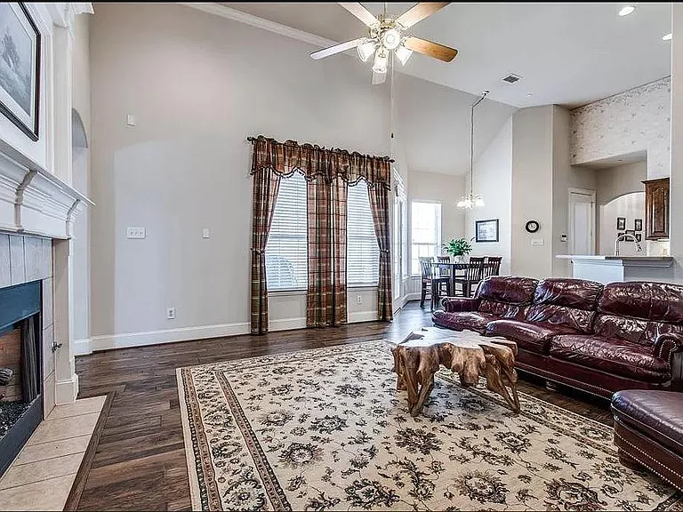 1026 Pedernales Trl — Photo 6