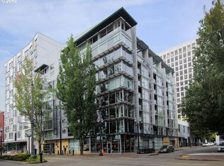 533 NE Holladay St APT 509, Portland, OR 97232