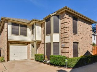 400 Lamesa Ct, Irving, TX 75063