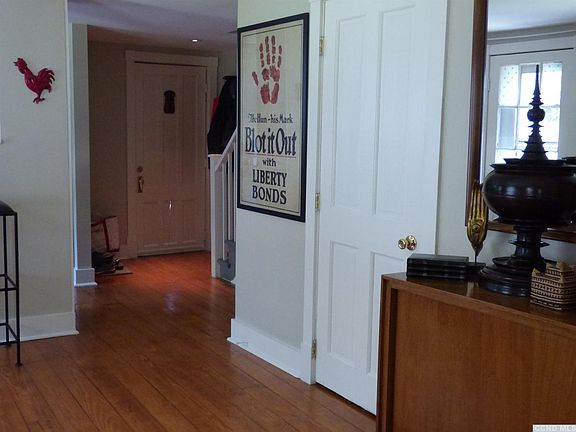3rd image of 130 Union St #2