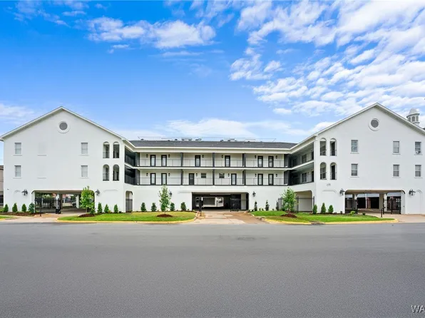 1228 8th St APT 210, Tuscaloosa, AL 35401