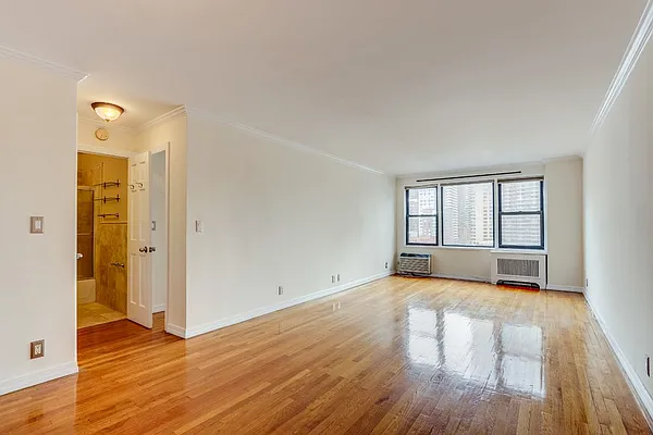Sold by Redfin Real Estate | media 3