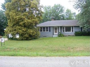 58 Crosby Dr, Battle Creek, MI 49014