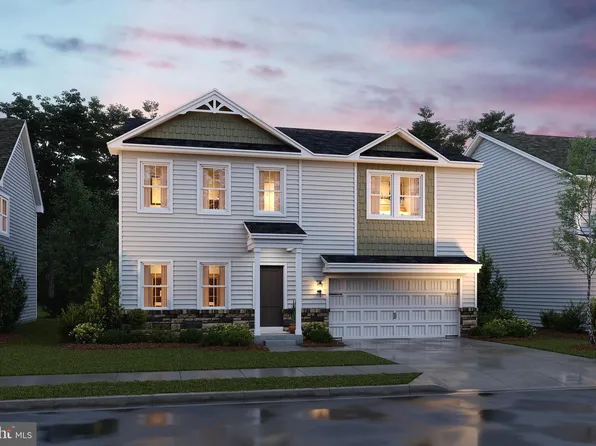 132 Reformation Dr, Martinsburg, WV 25405