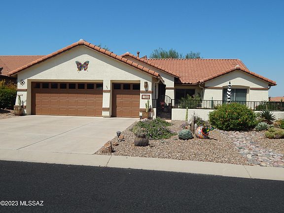 5th image of 1005 N Western Sunset Dr