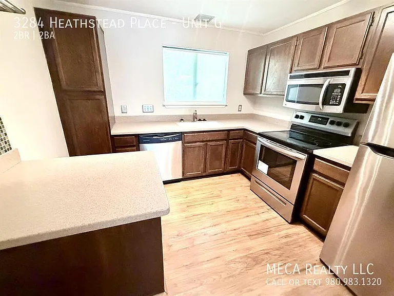 3284 Heathstead Pl #G — Photo 4