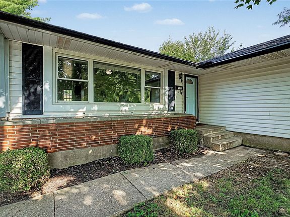 5th image of 132 Circle Dr