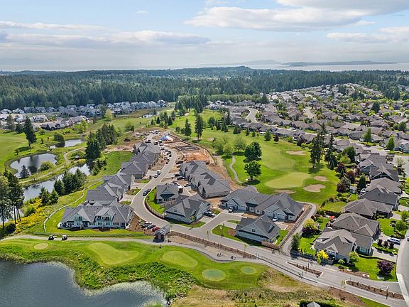 4th image of 1444 Crown Isle Dr #133