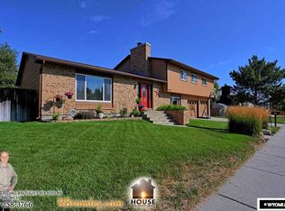 3850 Brookview Dr, Casper, WY 82604