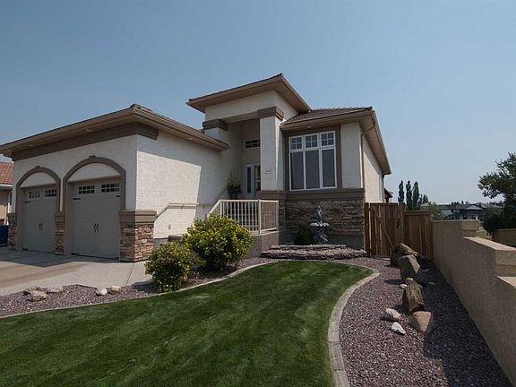 2nd image of 44 NW Fairmont Point S
