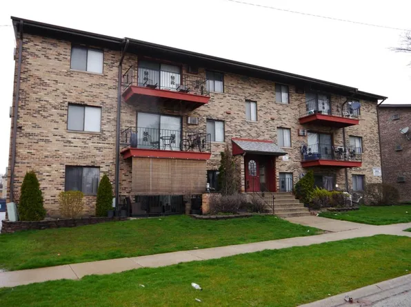 11810 S Komensky Ave APT 303, Alsip, IL 60803