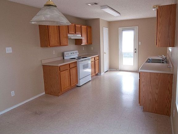 3rd image of 7209 Misty Dawn Dr