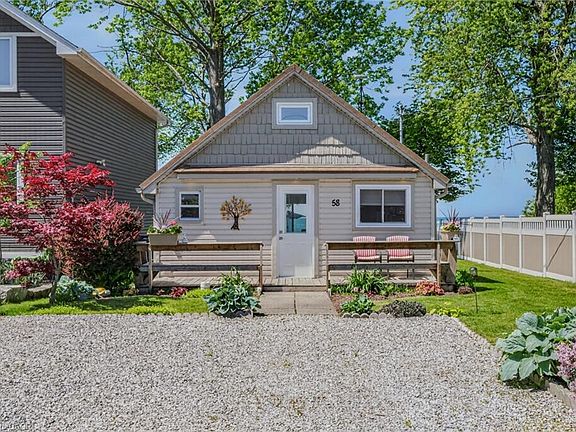 4th image of 58 Lakeside Dr