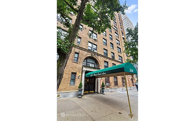 Sold by Douglas Elliman | media 7