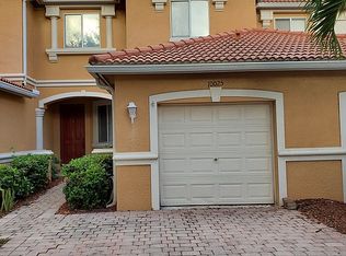 10025 Salina St, Fort Myers, FL 33905