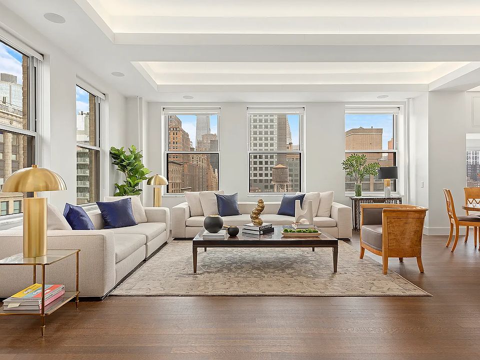 1st image of 425 Park Ave S #17AB