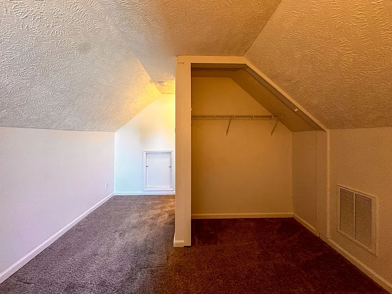 5929 Blue Sky Ln — Photo 33