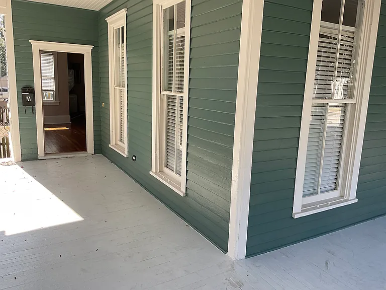 905 E Henry St #A — Photo 12