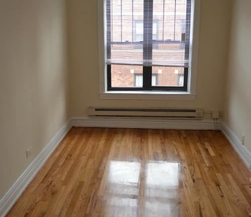 2nd image of 626 W Cornelia 1s #1S