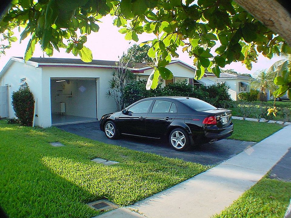 2nd image of 4240 NW 36th Way