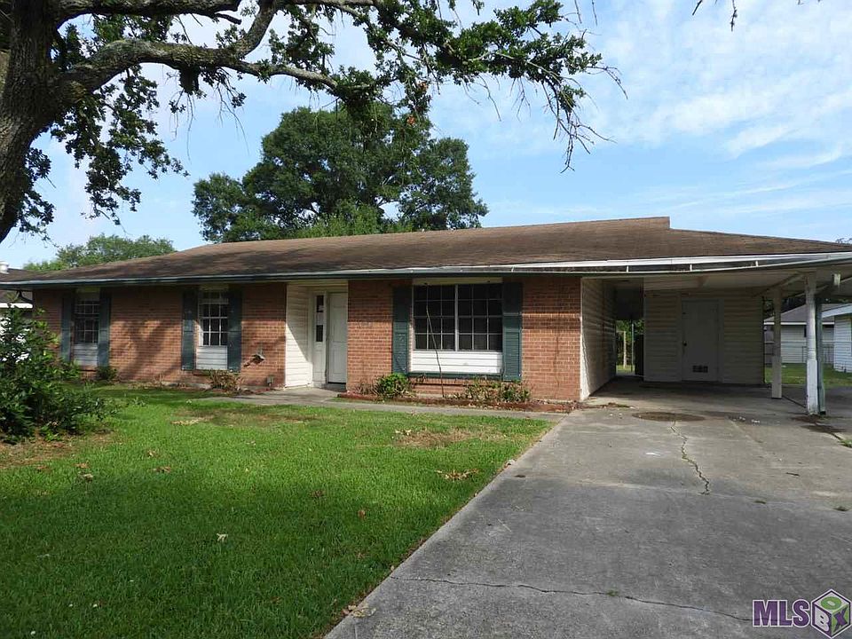 1st image of 2494 Saint Simon Pl