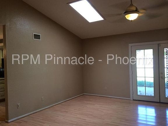 4th image of 502 W Monona Dr