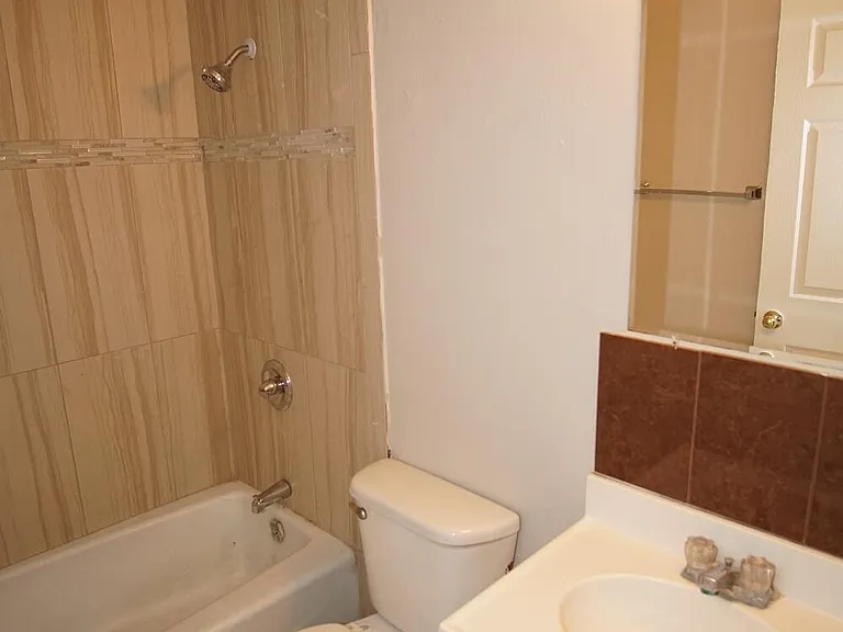 7309 Alameda Ave #B — Photo 7