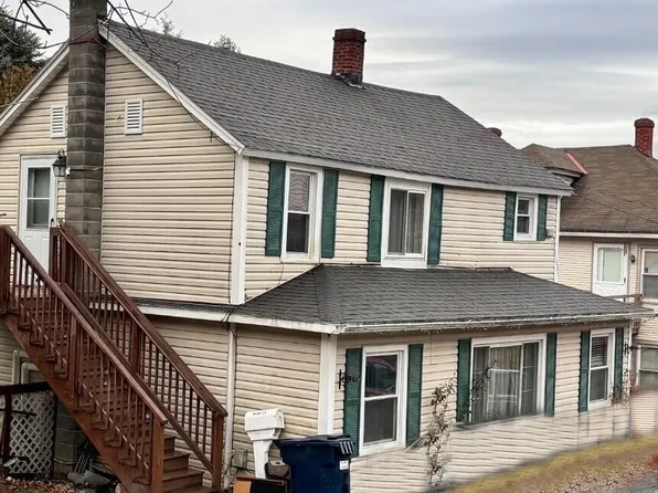 39 Victory Ter, Adams, MA 01220
