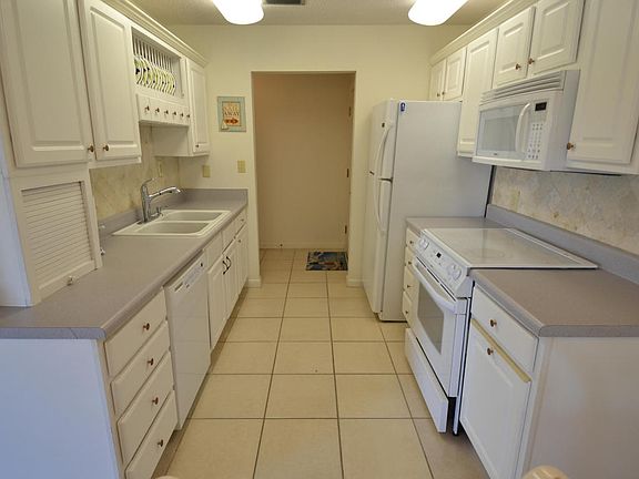 4th image of 120 Sunset Bay Unit 20D