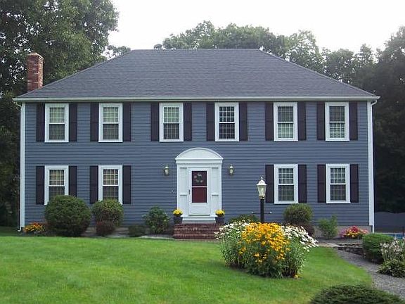 Gorgeous front yard