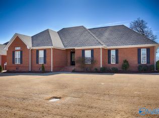 17916 Remington Dr, Athens, AL 35611