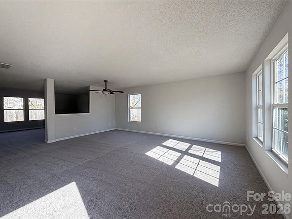 4th image of 752 Ladino Ln