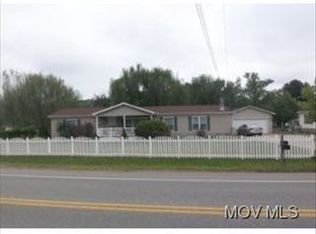 1503 Rayon Dr, Parkersburg, WV 26101