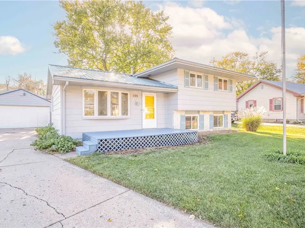 135 E Emma Ave, Des Moines, IA 50315