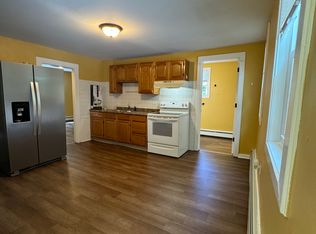 9 Bay St #9, Baltic, CT 06330