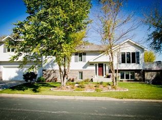 2818 Center Rd SW, Prior Lake, MN 55372