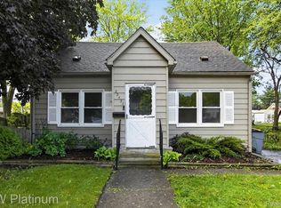 22436 Doremus St, Saint Clair Shores, MI 48080