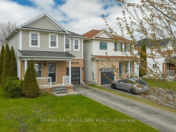 3rd image of 154 Maplewood Dr
