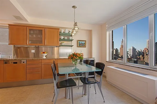 Sold by Citi Habitats | media 5