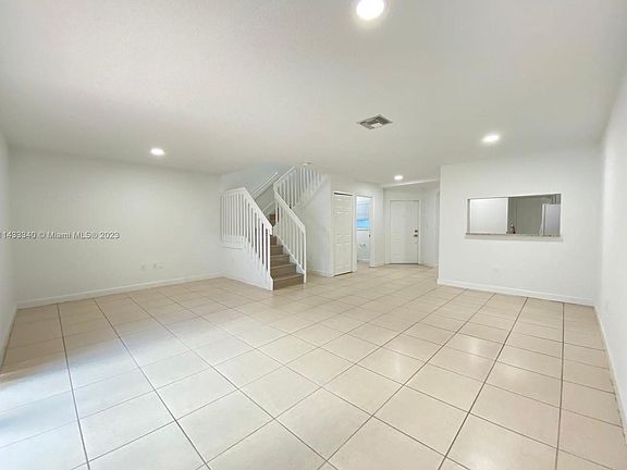4th image of 4818 NW 116th Ave #4818