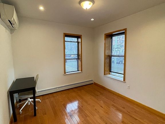 4th image of 33-20 23rd St #2