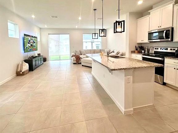 4th image of 1123 BOARDWALK PLACE