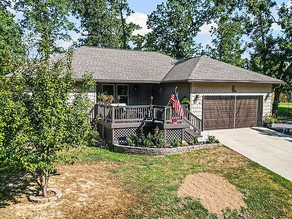 3rd image of 4 Bempton Ln